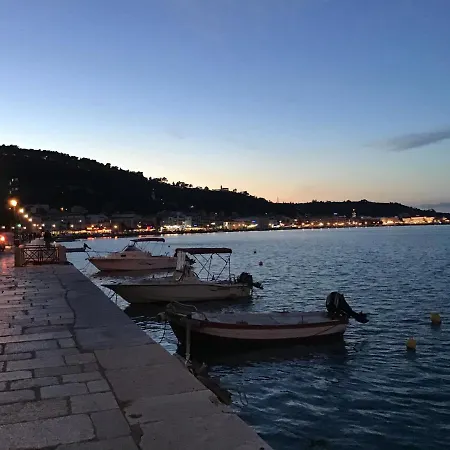 George's - Zakynthos * Kalamákion